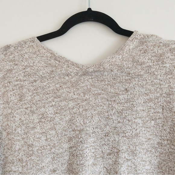 Madewell Cream V-Neck Sweater - Picture 12 of 14